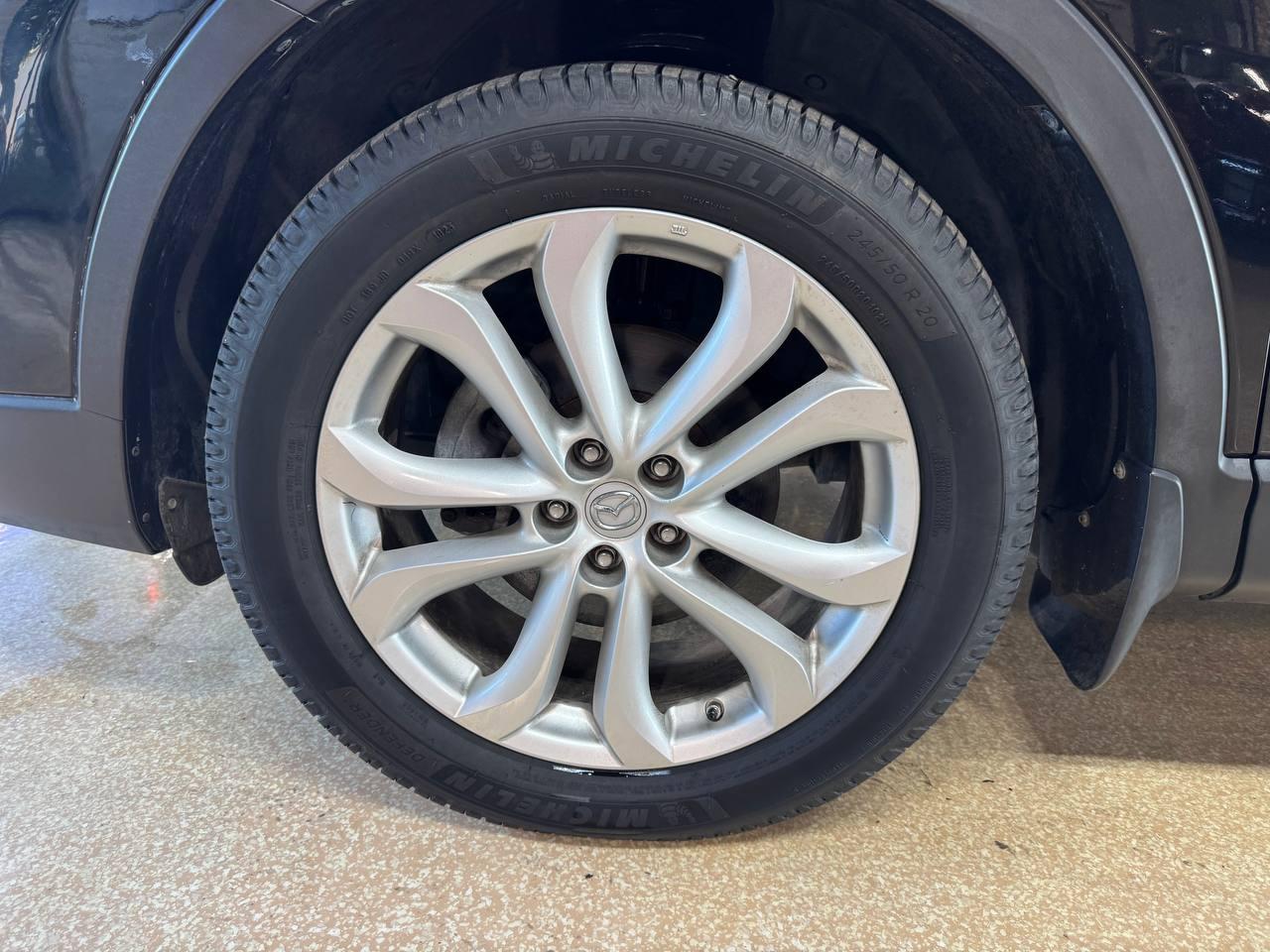 Mazda CX-9 AWD 4dr Grand Touring 2011