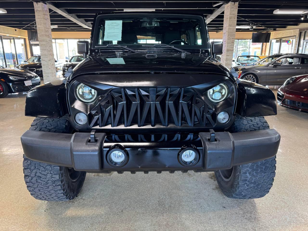Jeep Wrangler Unlimited 4WD 4dr Sahara 2016