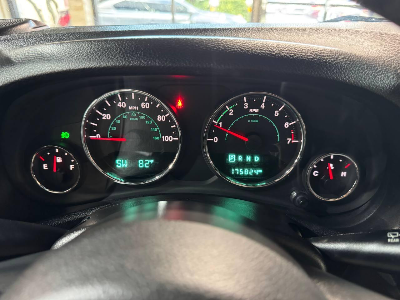 Jeep Wrangler Unlimited 4WD 4dr Sahara 2016