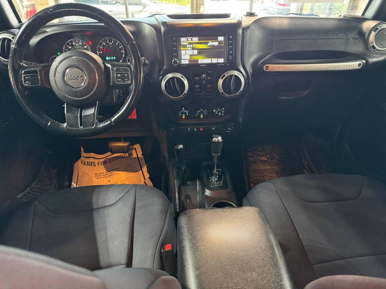 Jeep Wrangler Unlimited 4WD 4dr Sahara 2016