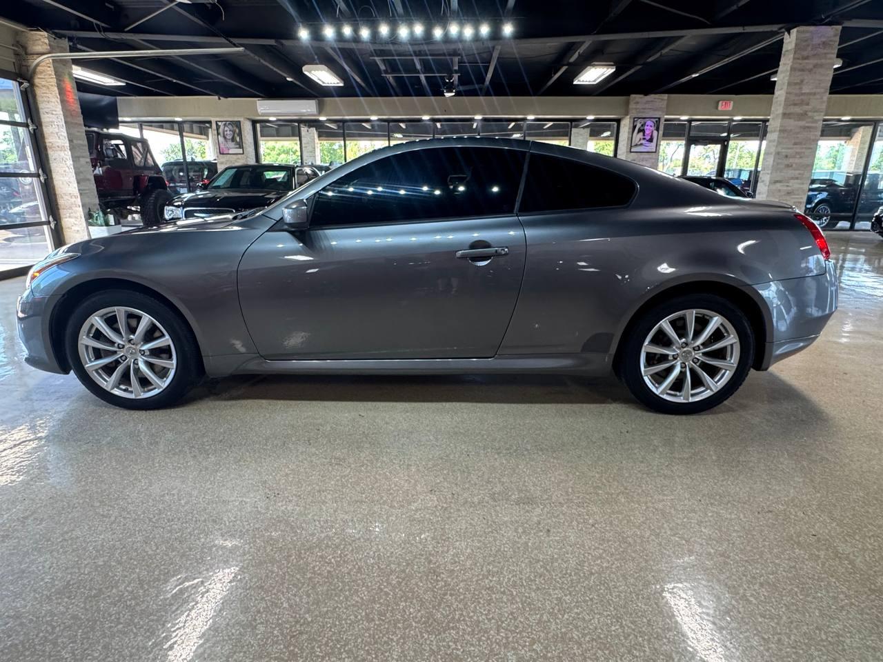 Infiniti G37 Coupe 2dr x AWD 2012
