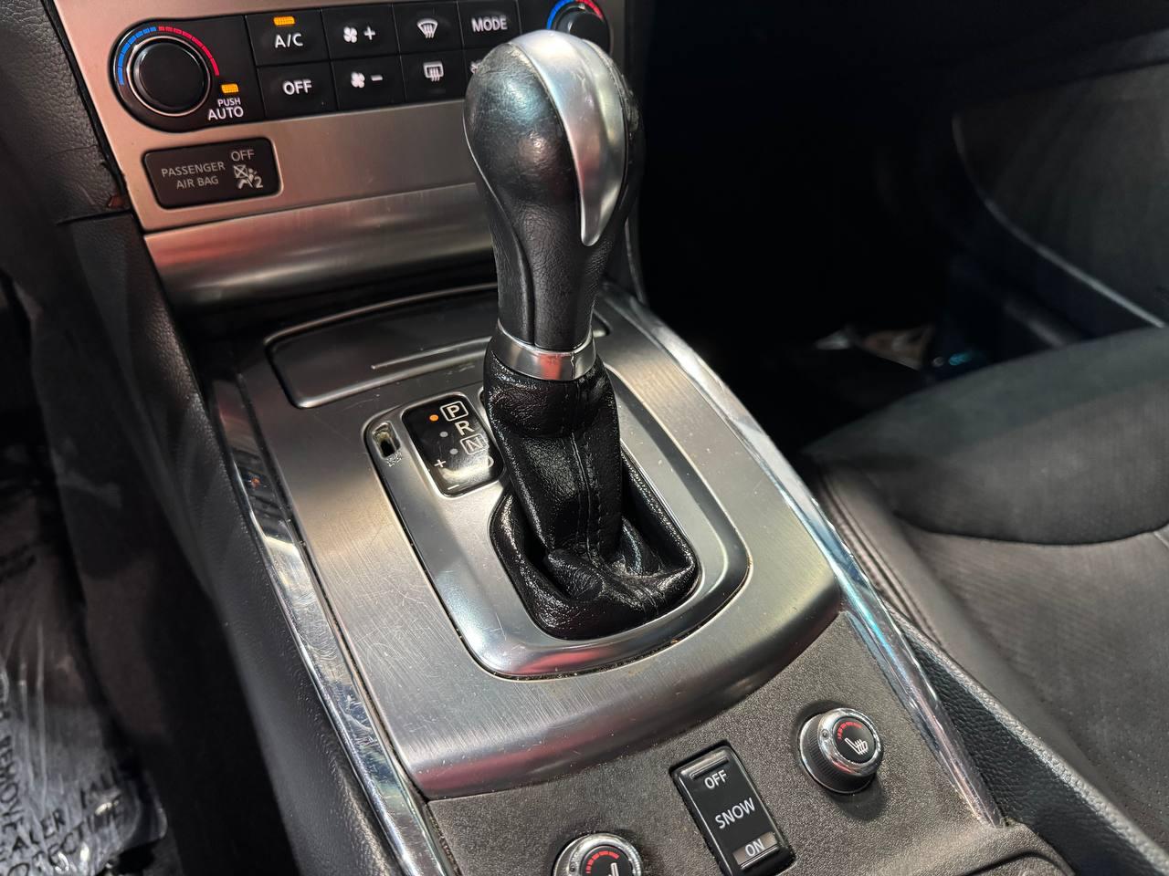Infiniti G37 Coupe 2dr x AWD 2012