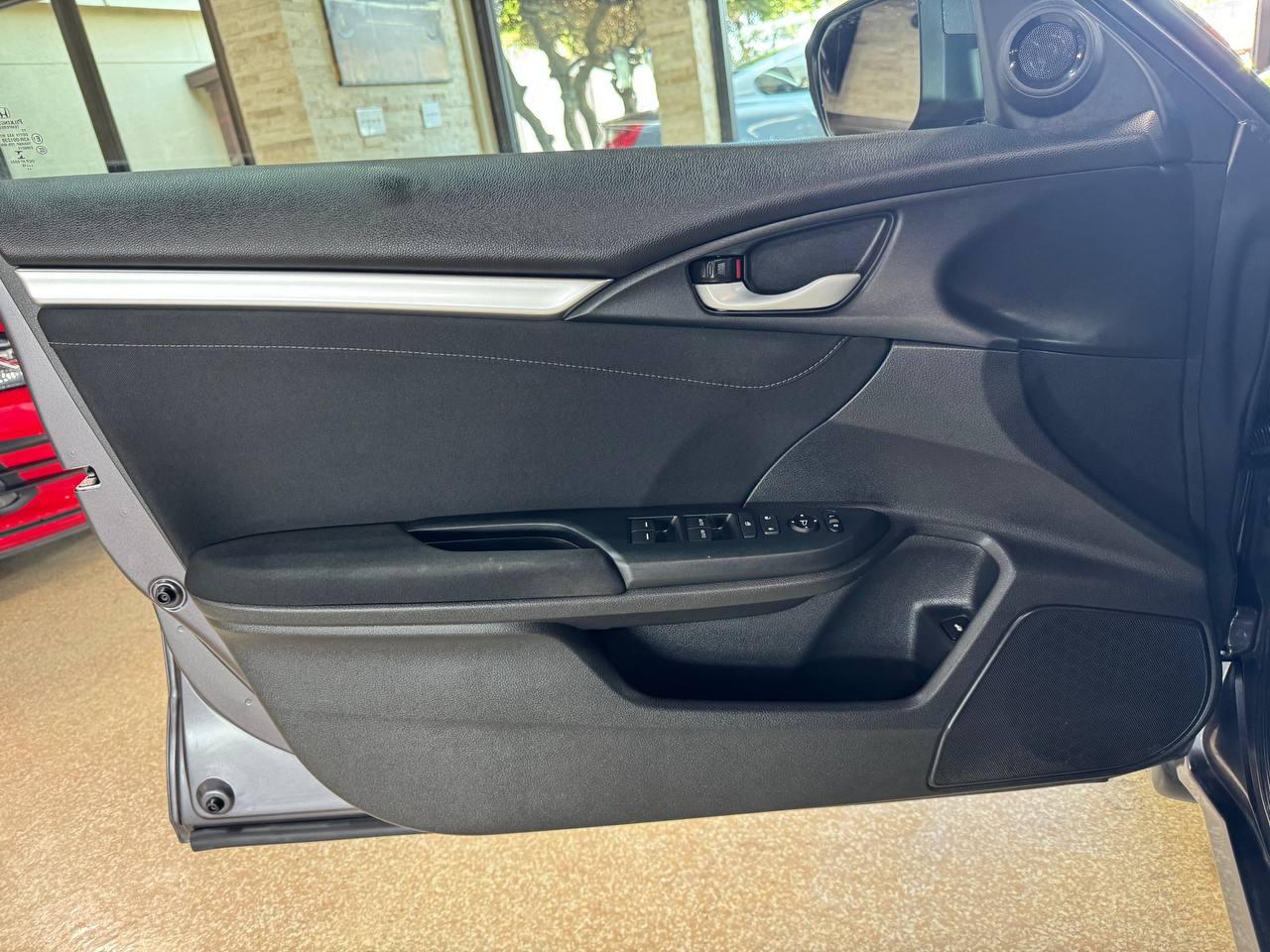 Honda Civic Sedan 4dr CVT EX w/Honda Sensing 2016
