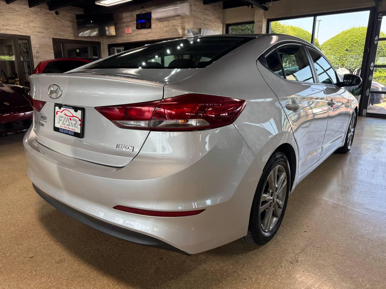 Hyundai Elantra SEL 2.0L Auto (Alabama) 2018