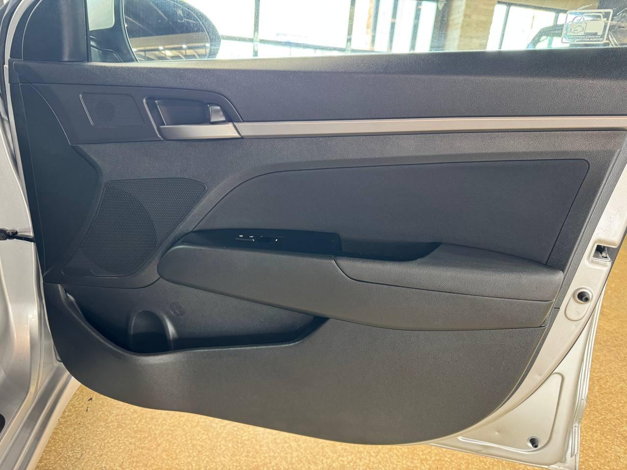 Hyundai Elantra SEL 2.0L Auto (Alabama) 2018