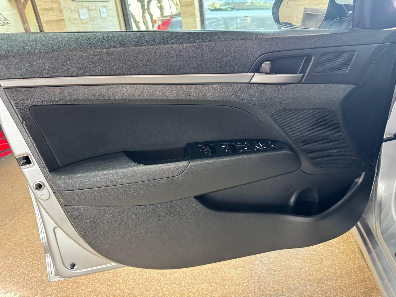 Hyundai Elantra SEL 2.0L Auto (Alabama) 2018
