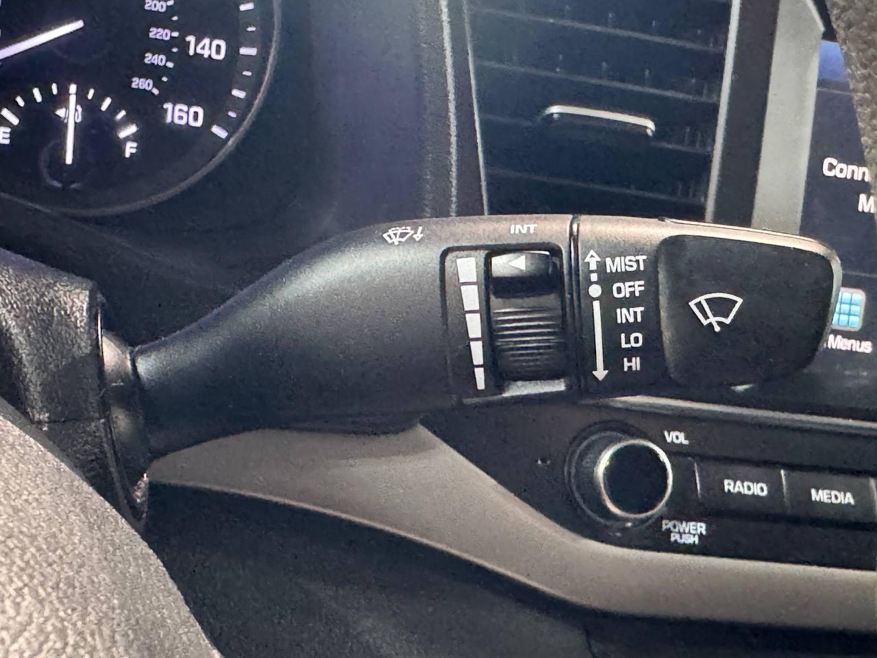 Hyundai Elantra SEL 2.0L Auto (Alabama) 2018