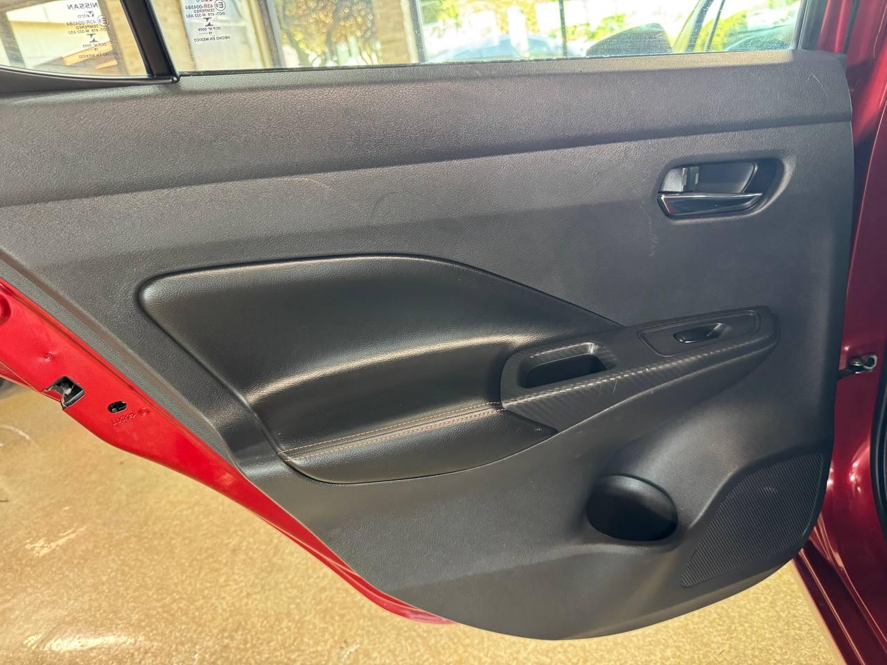 Nissan Versa SR CVT 2020