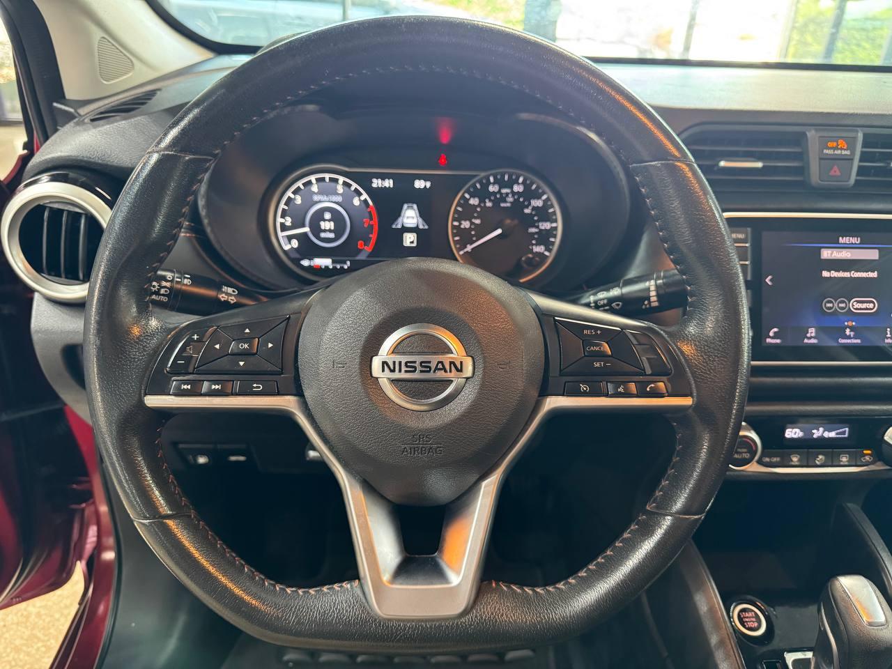 Nissan Versa SR CVT 2020