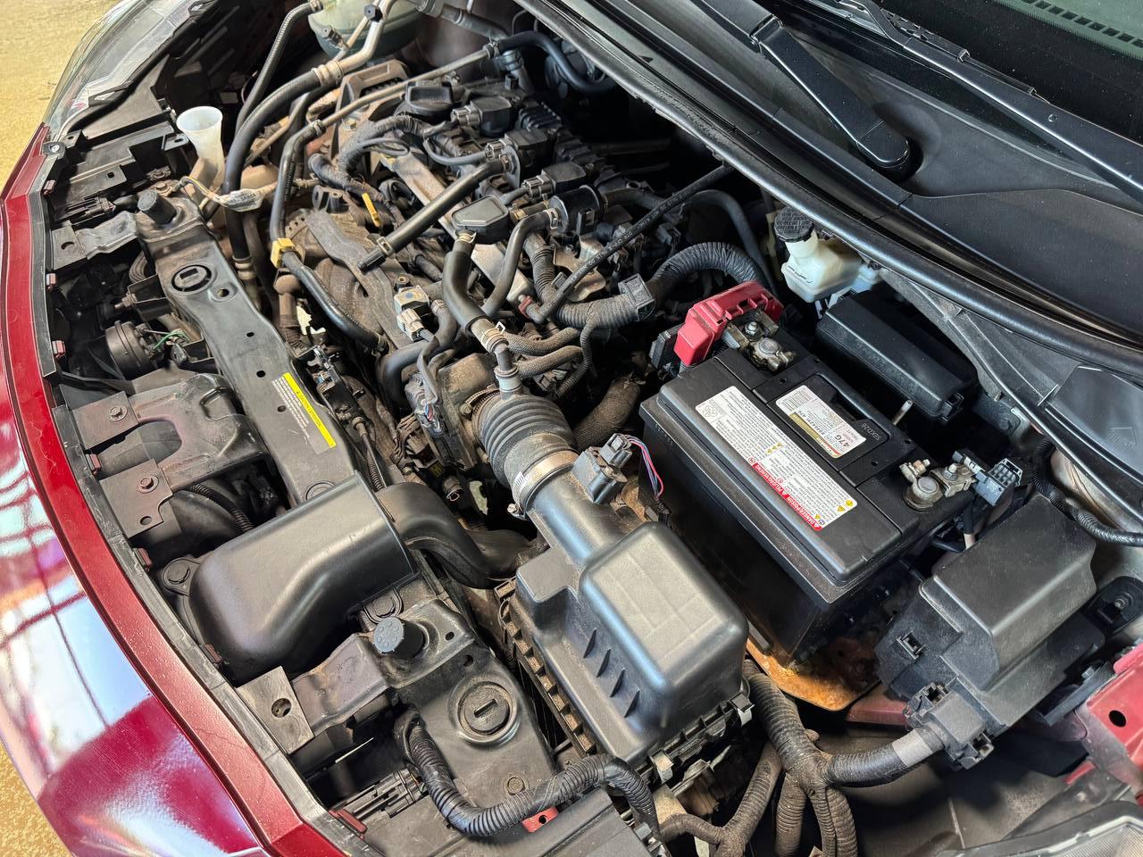 Nissan Versa SR CVT 2020