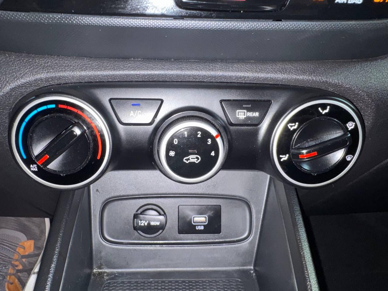 Hyundai Venue SE IVT 2021