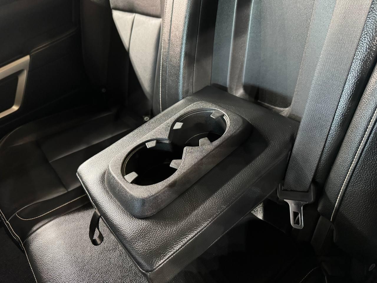 Nissan Titan 4x4 Crew Cab PRO-4X 2017