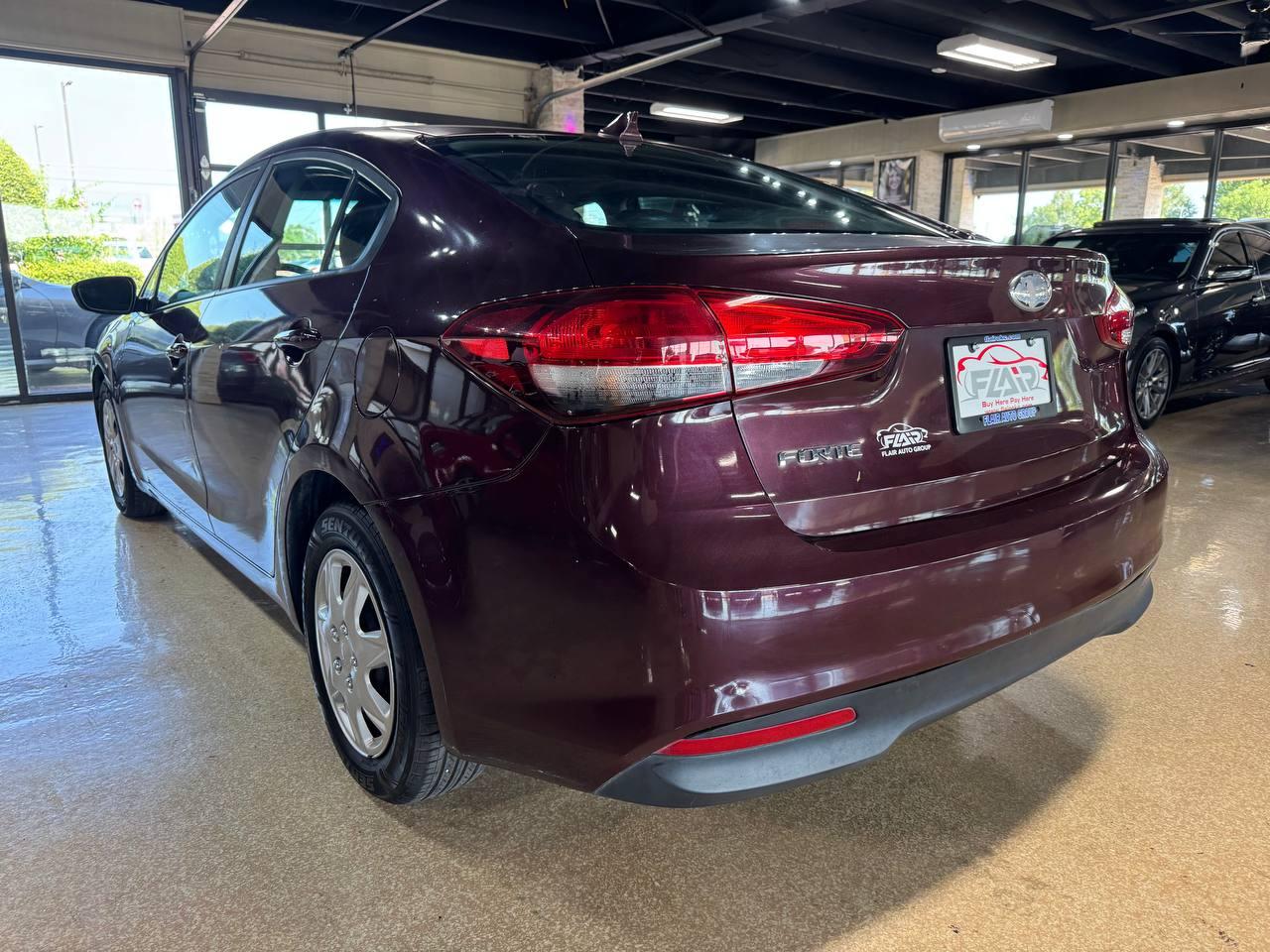 Kia Forte LX Auto 2017