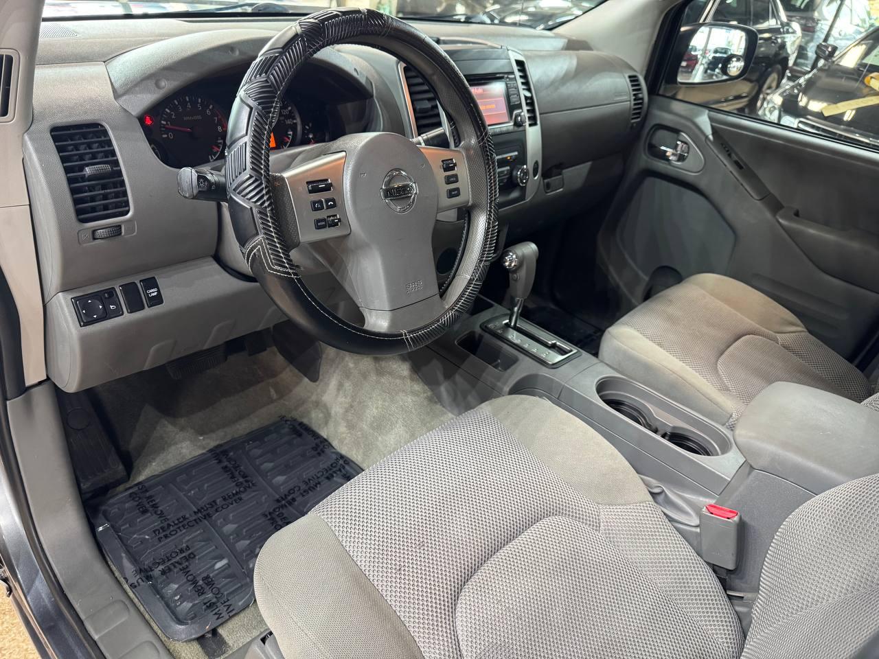 Nissan Frontier Crew Cab 4x2 SV V6 Auto 2018