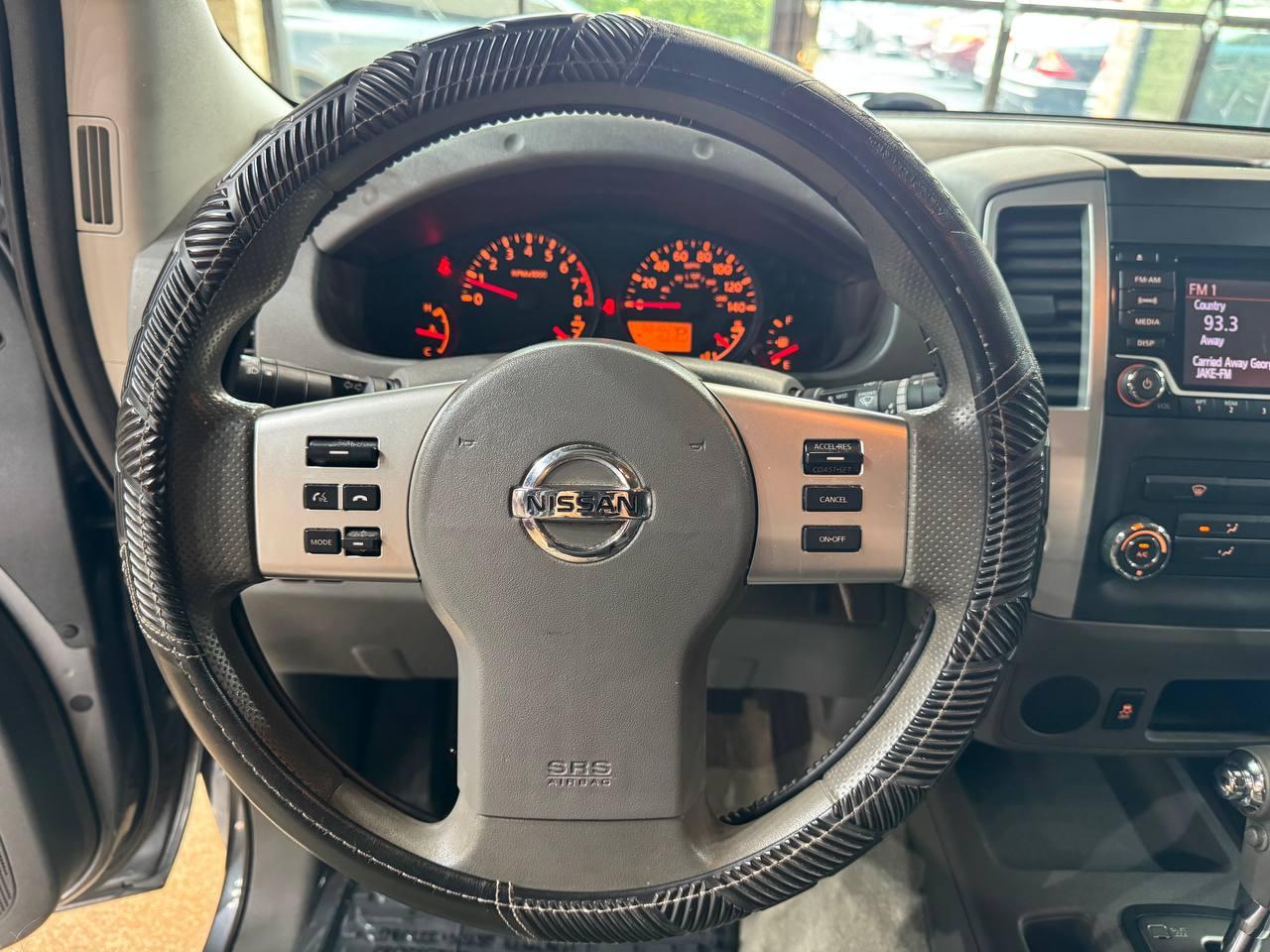 Nissan Frontier Crew Cab 4x2 SV V6 Auto 2018