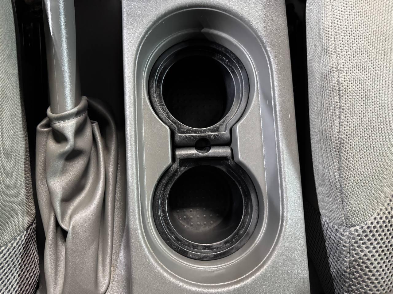 Nissan Frontier Crew Cab 4x2 SV V6 Auto 2018