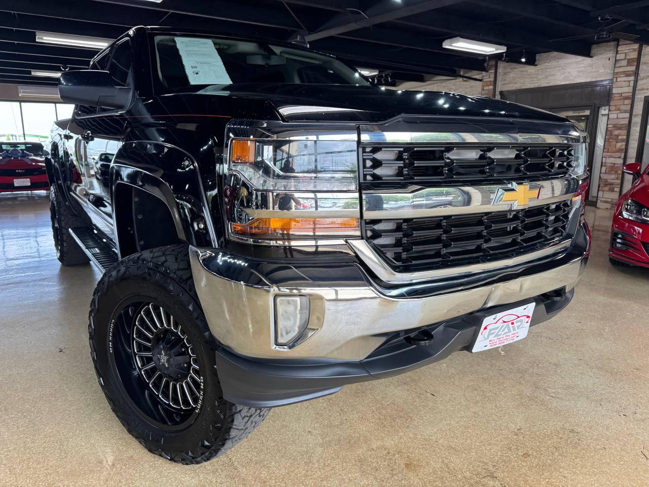 2016 Chevrolet Silverado 1500 4WD Crew Cab 143.5" LT w/1LT