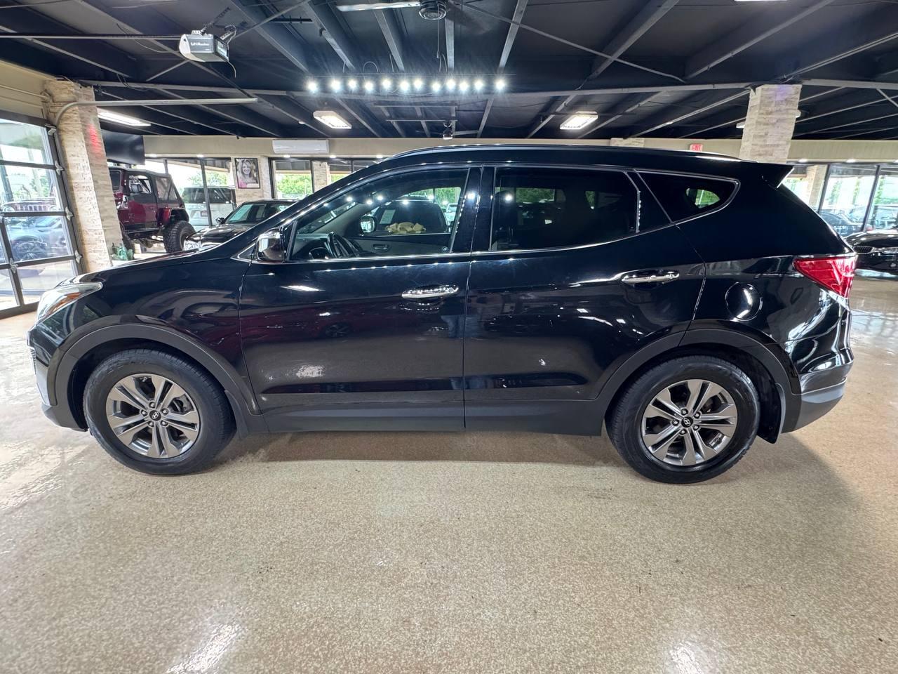 Hyundai Santa Fe Sport FWD 4dr 2.4 2016