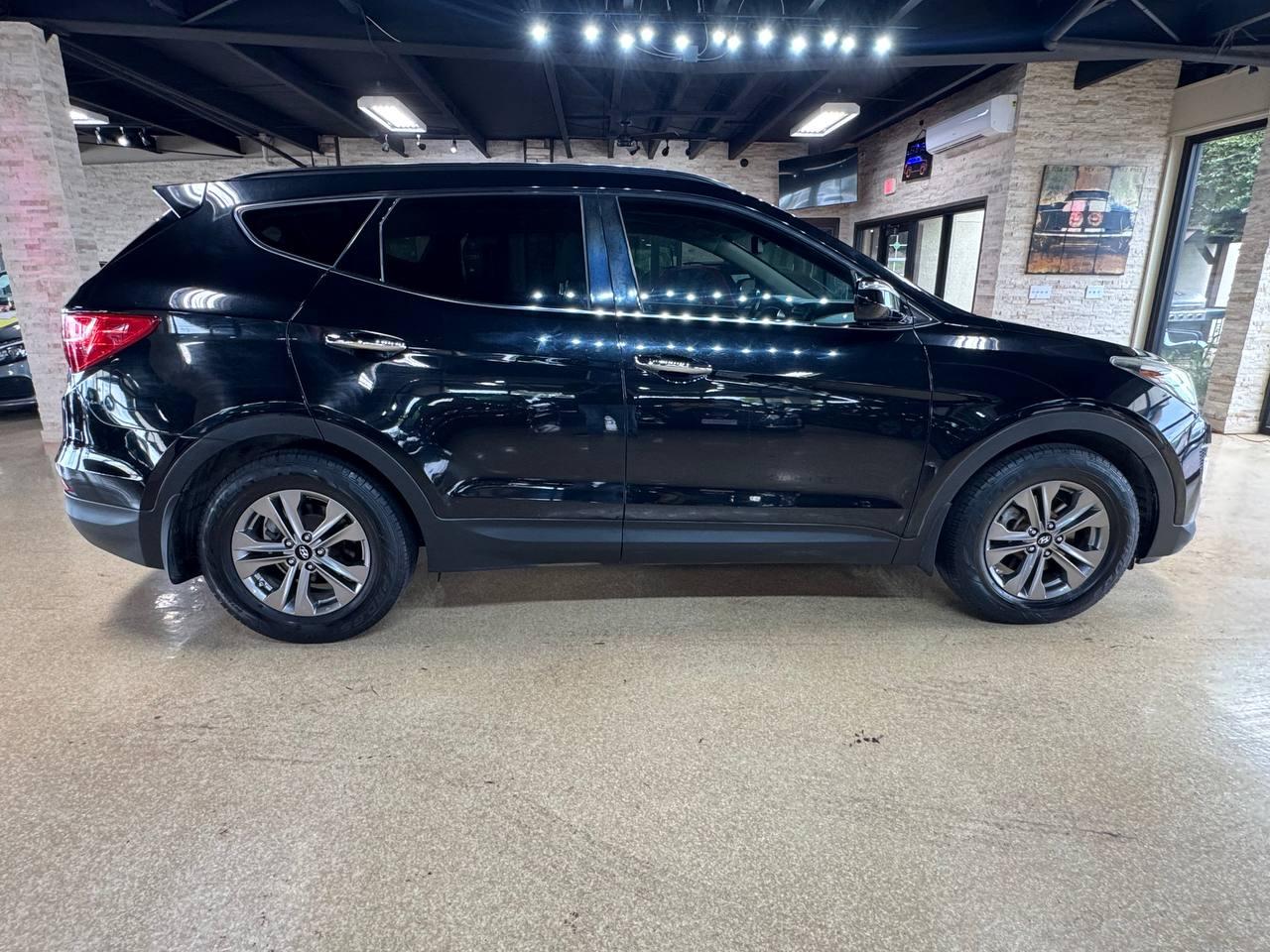 Hyundai Santa Fe Sport FWD 4dr 2.4 2016