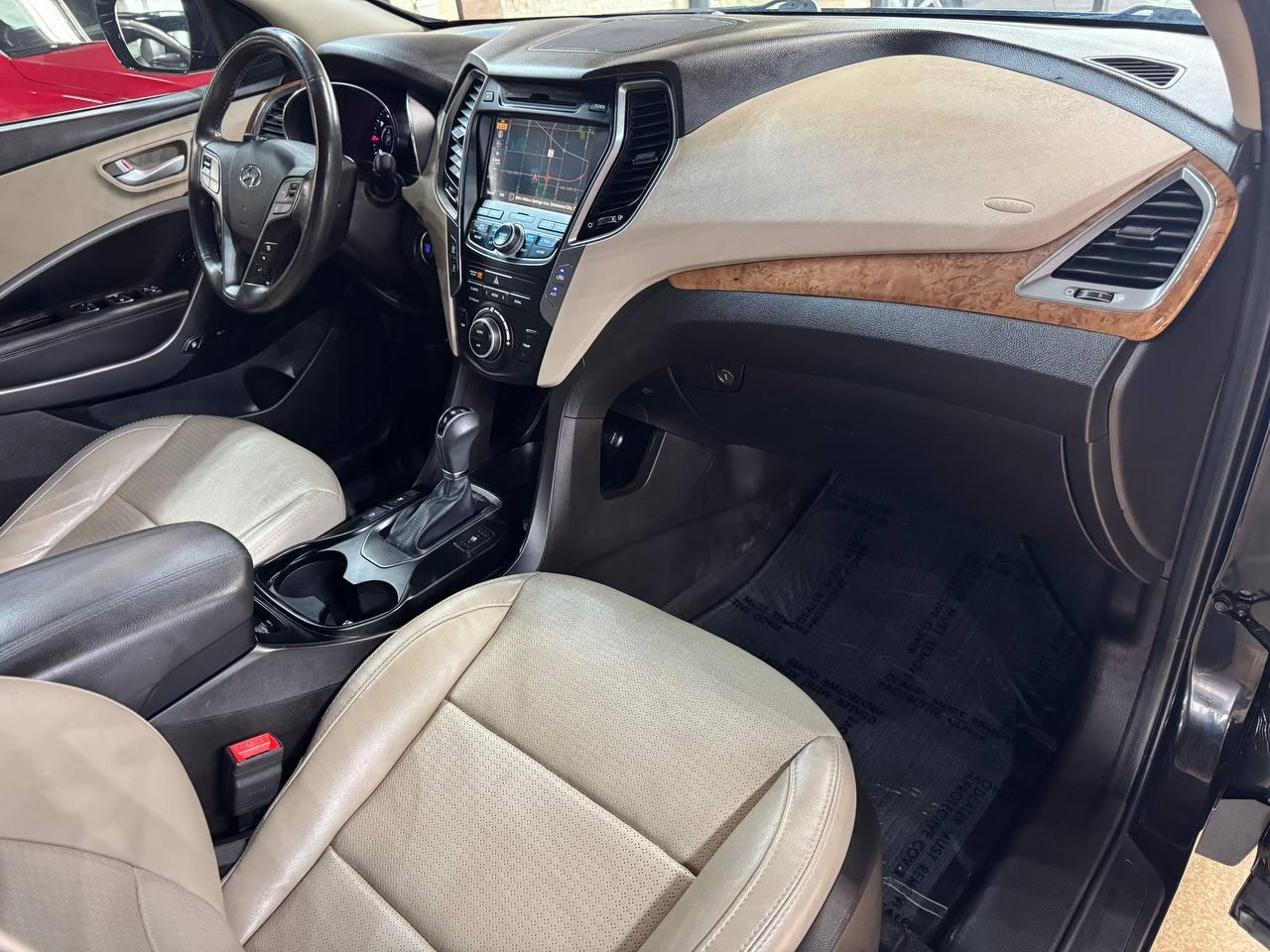 Hyundai Santa Fe Sport FWD 4dr 2.4 2016