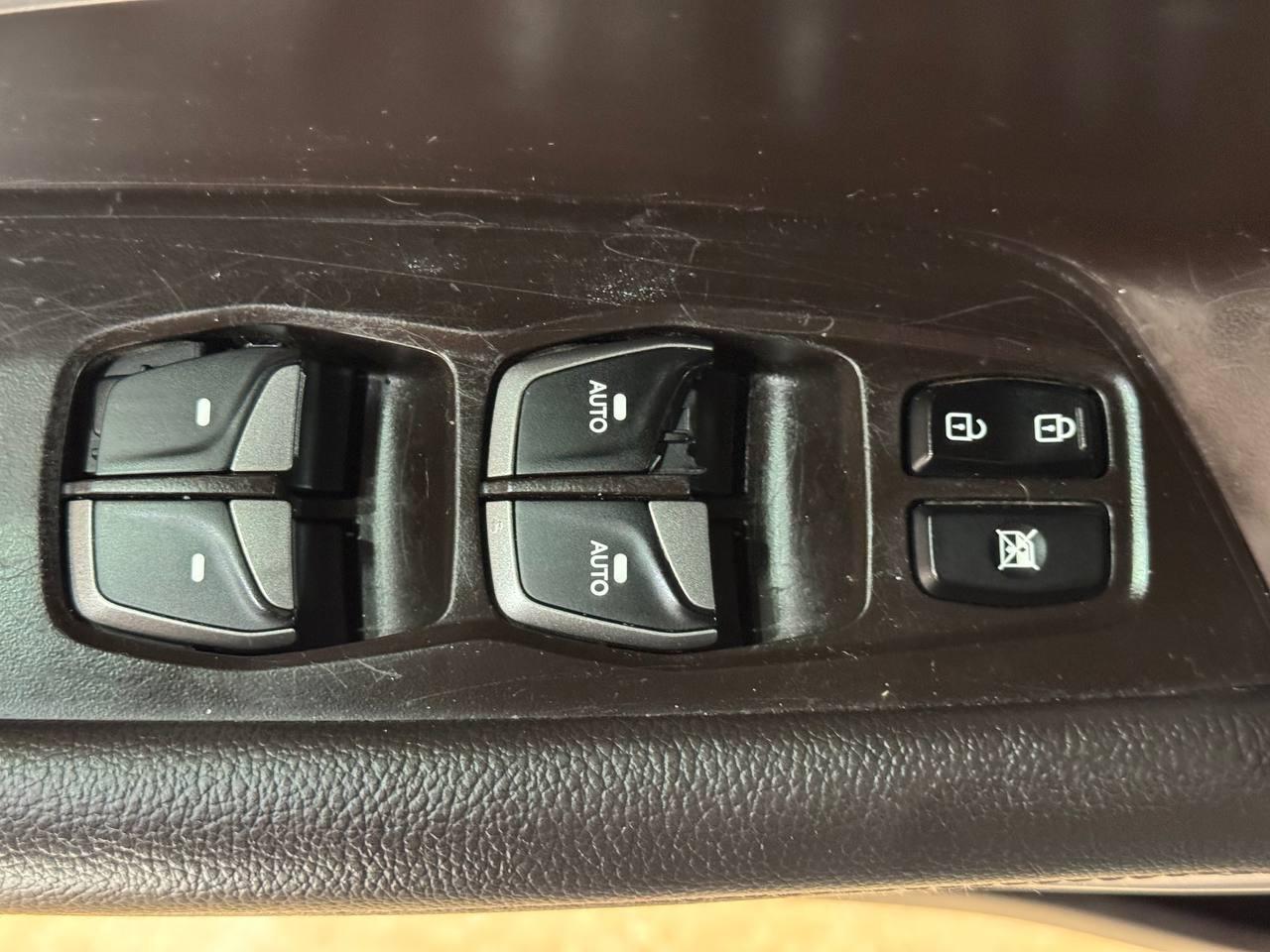 Hyundai Santa Fe Sport FWD 4dr 2.4 2016