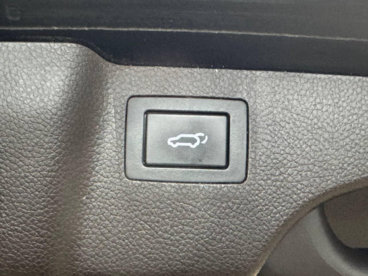 Hyundai Santa Fe Sport FWD 4dr 2.4 2016