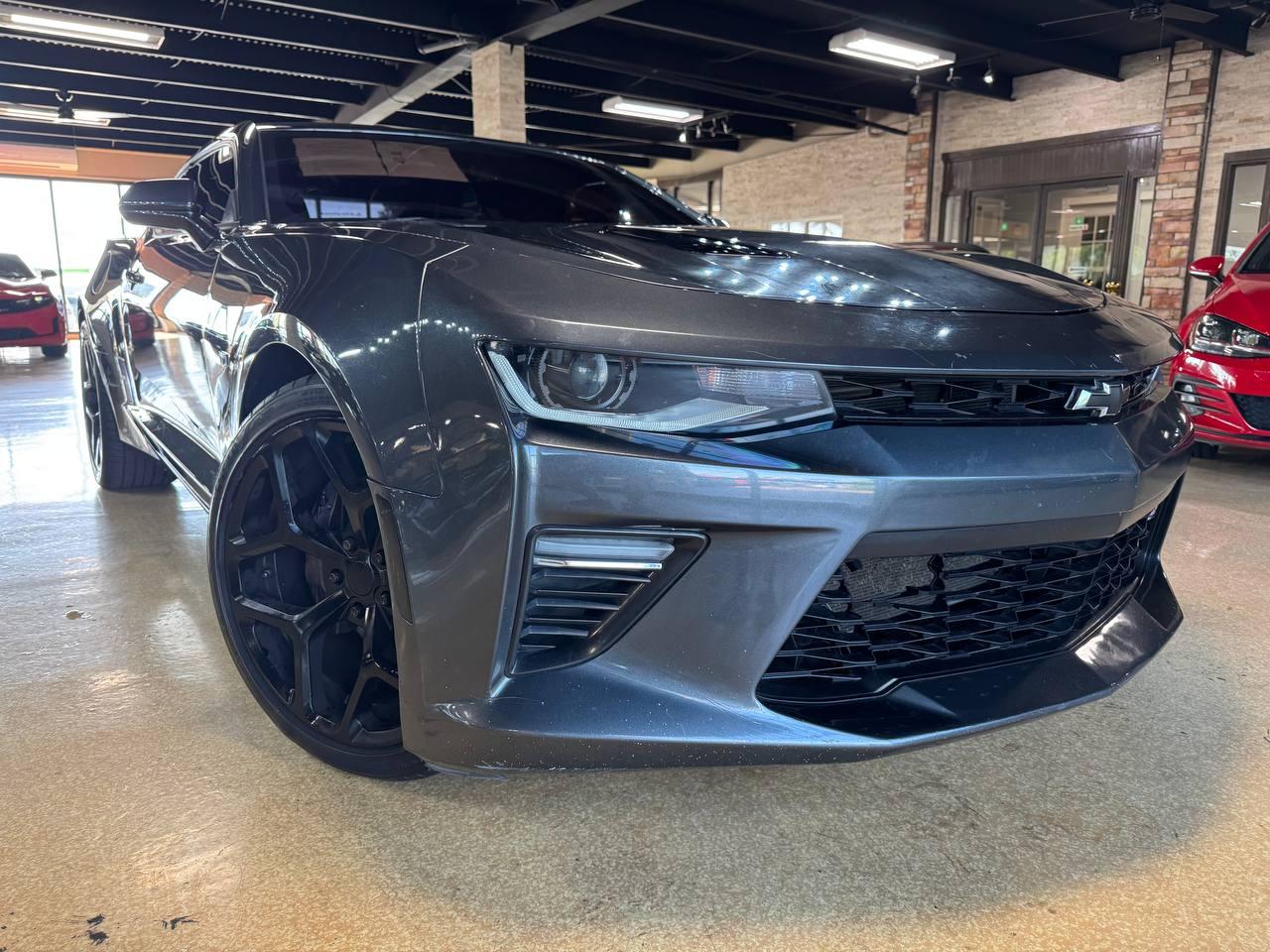 2016 Chevrolet Camaro 2dr Cpe 2SS