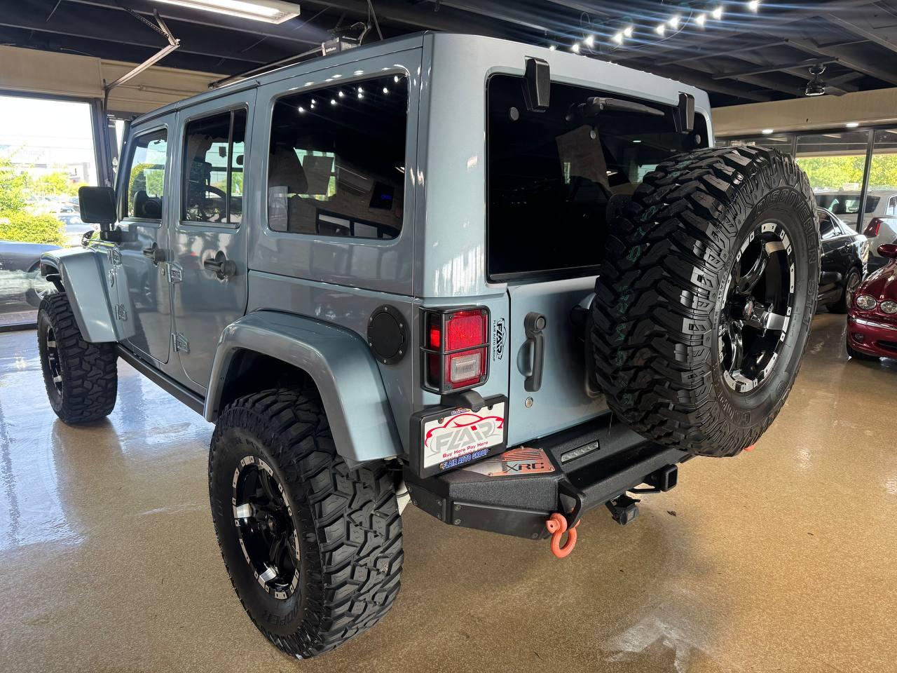 Jeep Wrangler Unlimited 4WD 4dr Arctic *Ltd Avail* 2012