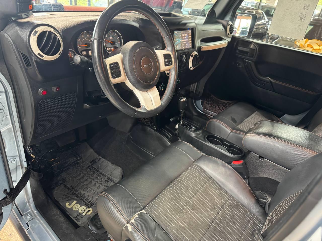 Jeep Wrangler Unlimited 4WD 4dr Arctic *Ltd Avail* 2012