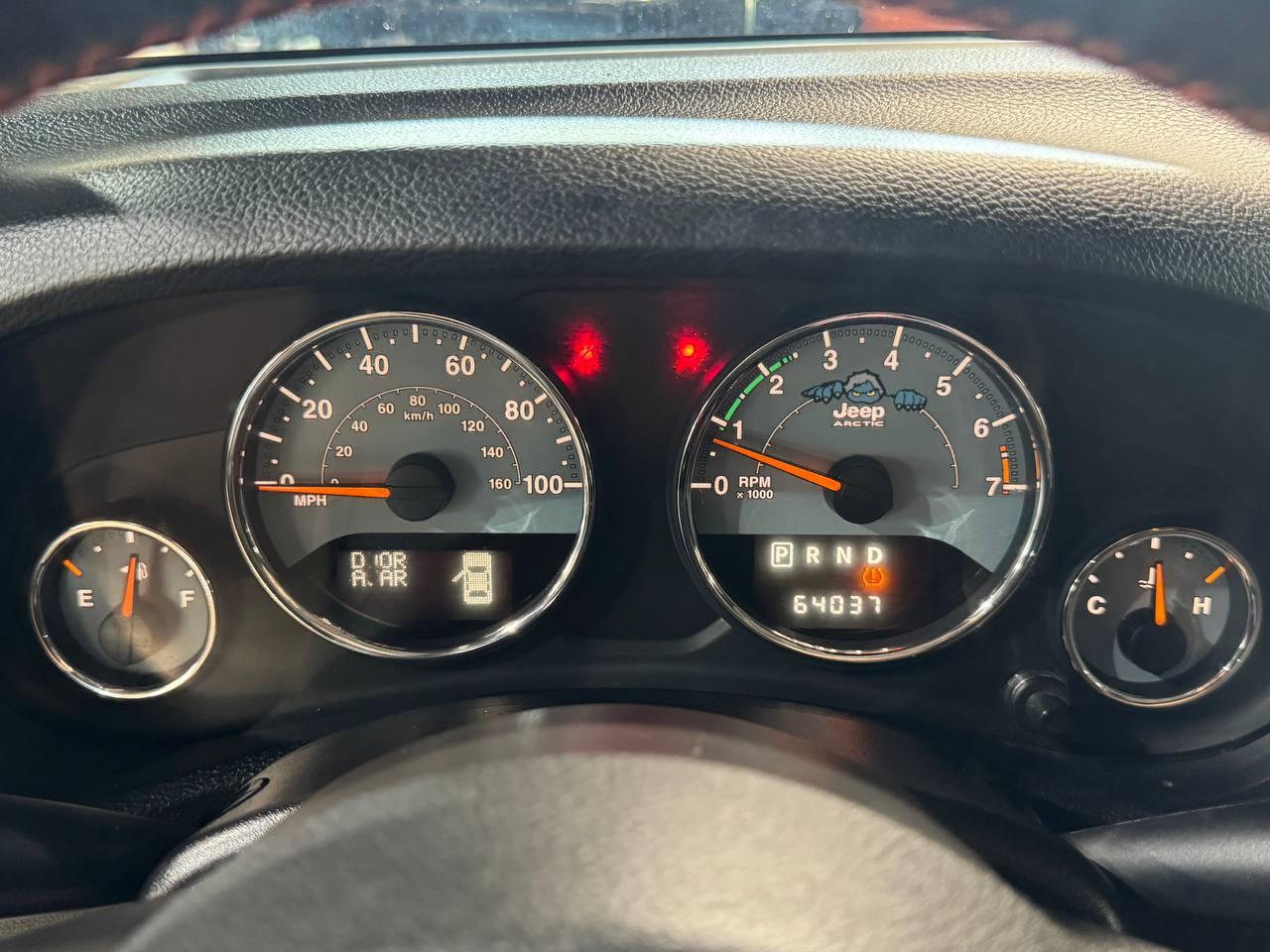 Jeep Wrangler Unlimited 4WD 4dr Arctic *Ltd Avail* 2012