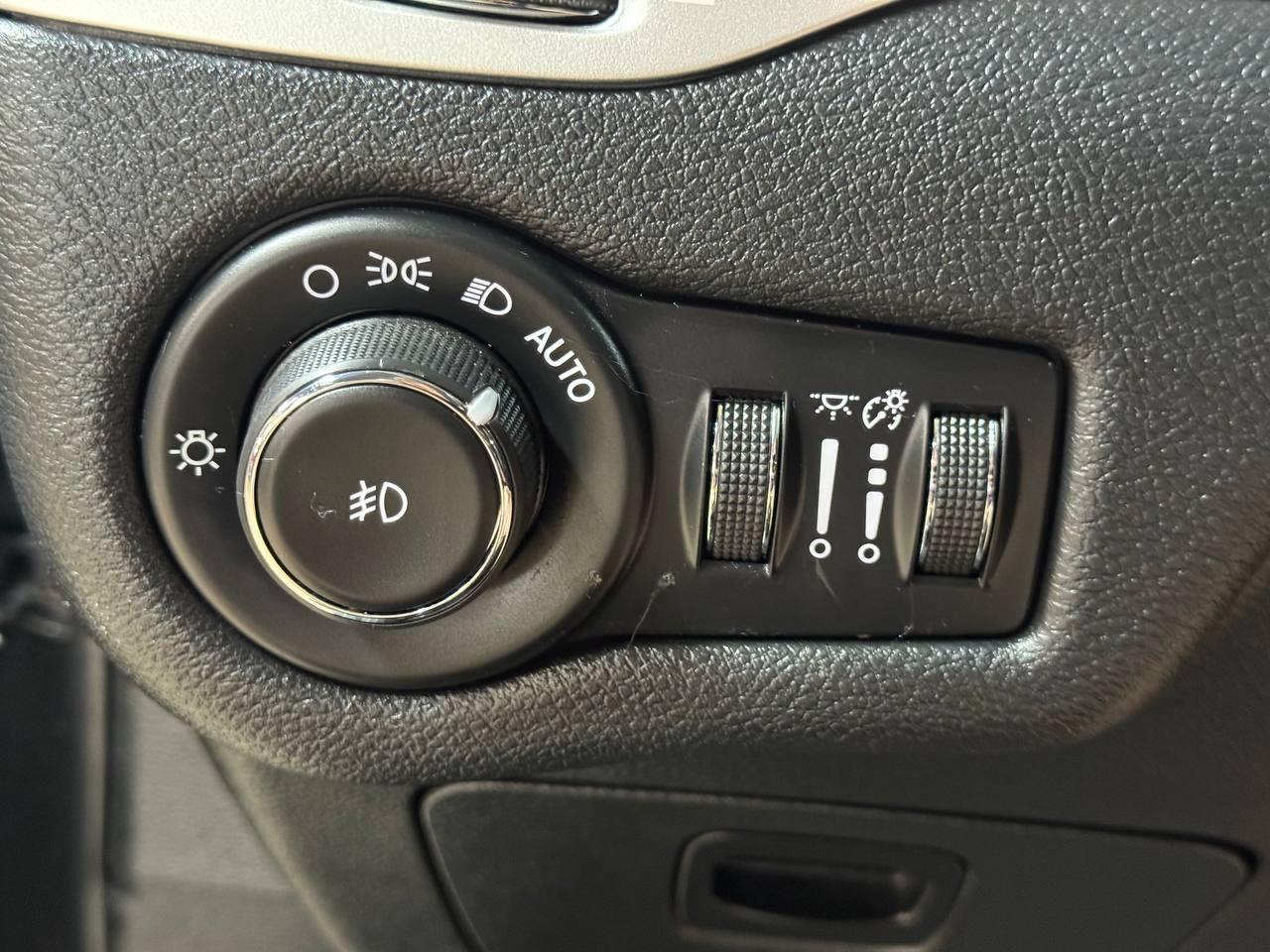 Jeep Cherokee 4WD 4dr Trailhawk 2016