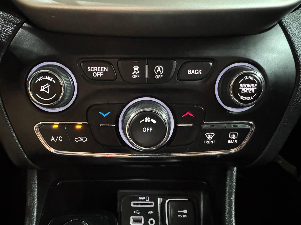 Jeep Cherokee 4WD 4dr Trailhawk 2016