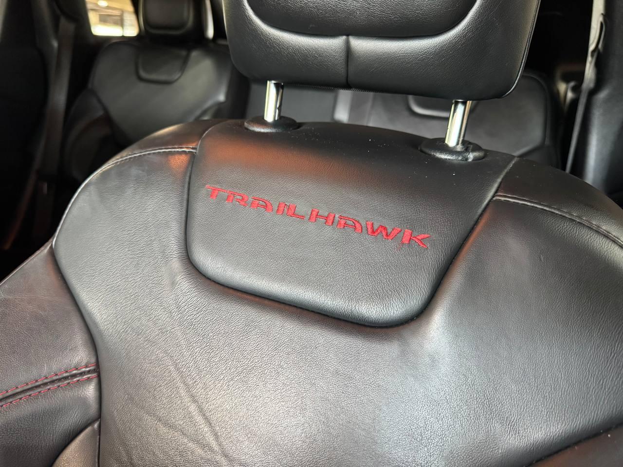 Jeep Cherokee 4WD 4dr Trailhawk 2016