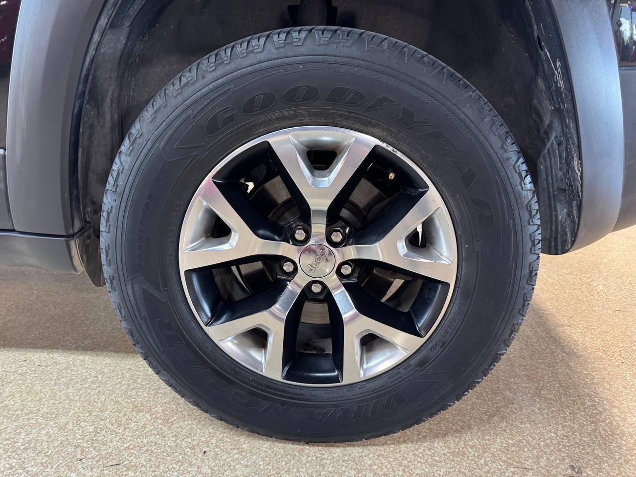 Jeep Cherokee 4WD 4dr Trailhawk 2016