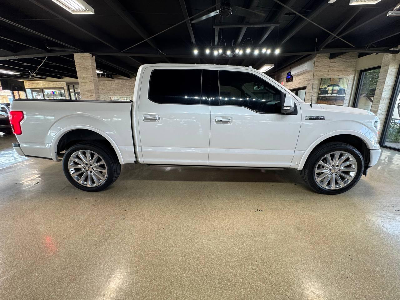 Ford F-150 Limited 4WD SuperCrew 5.5' Box 2019