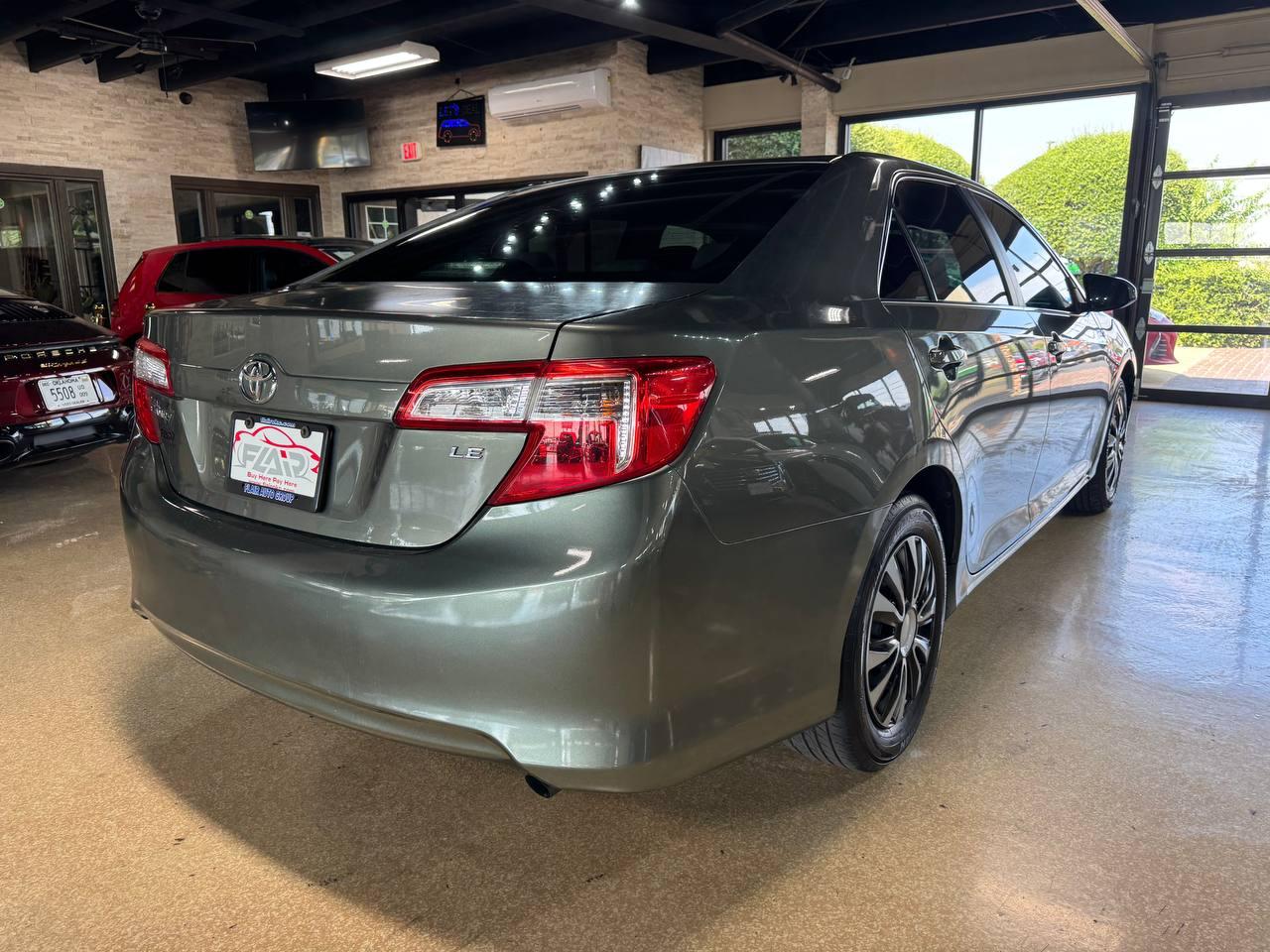 Toyota Camry 4dr Sdn I4 Auto L (Natl) *Ltd Avail* 2014