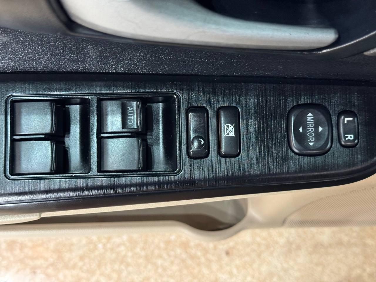 Toyota Camry 4dr Sdn I4 Auto L (Natl) *Ltd Avail* 2014