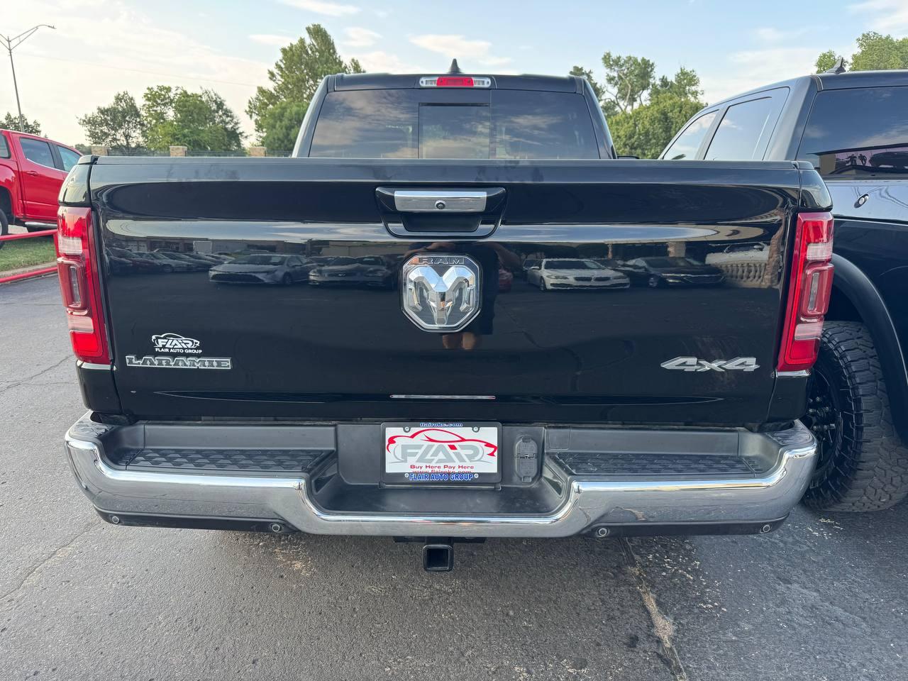 RAM 1500 Laramie 4x4 Crew Cab 6'4" Box 2022