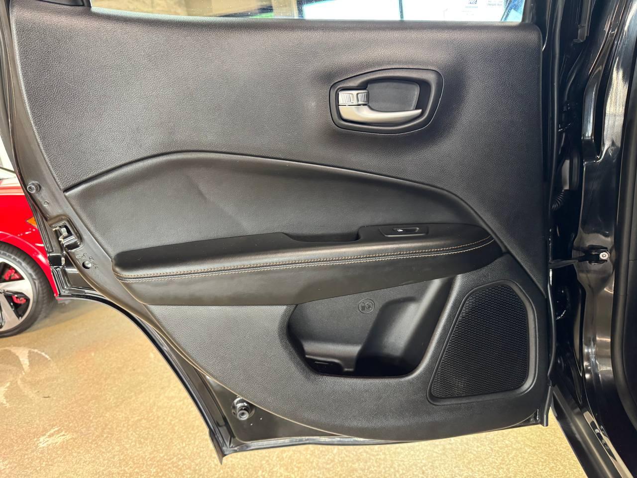 Jeep Compass Latitude FWD 2018