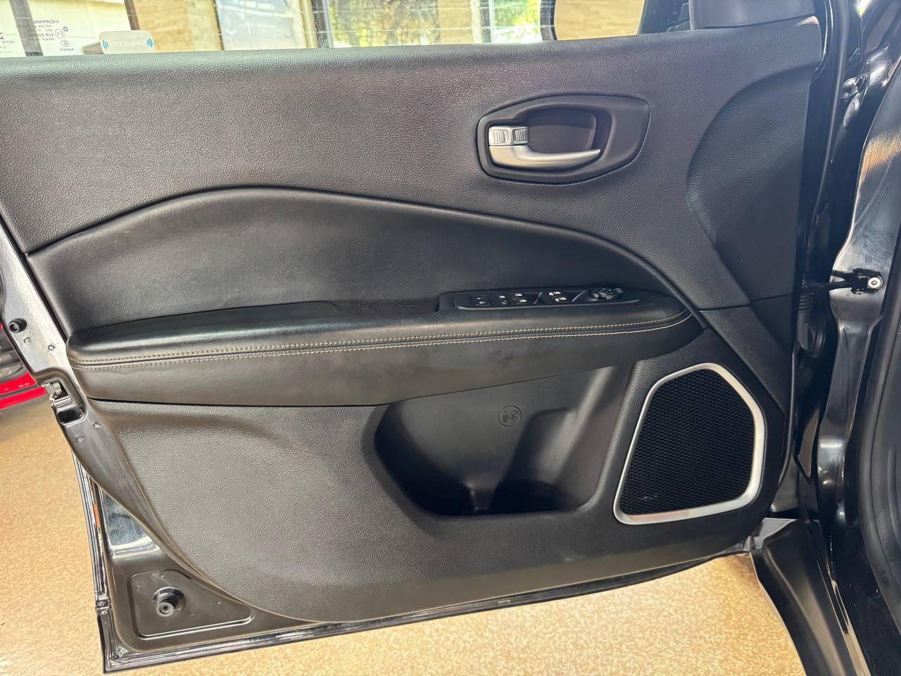Jeep Compass Latitude FWD 2018