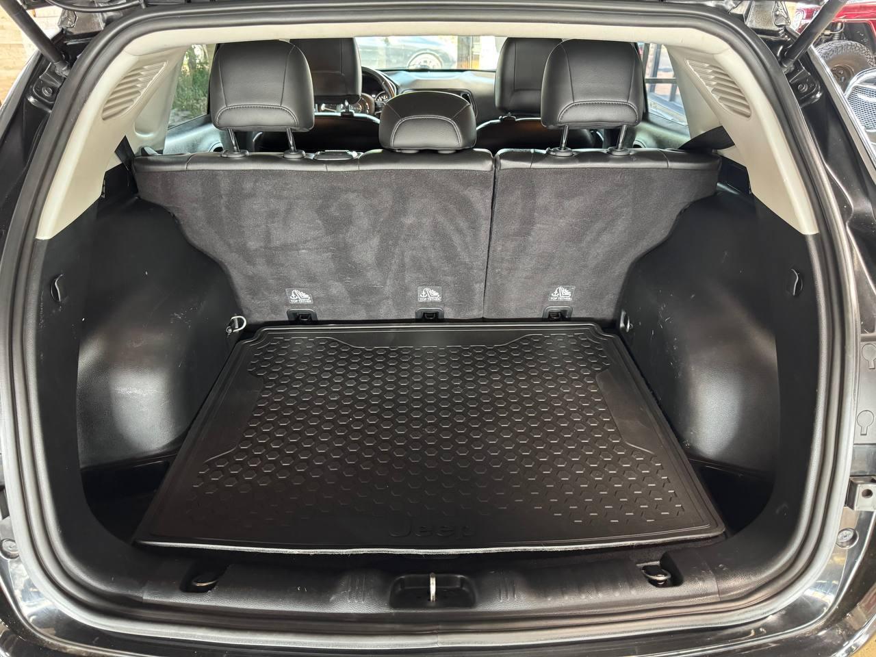 Jeep Compass Latitude FWD 2018