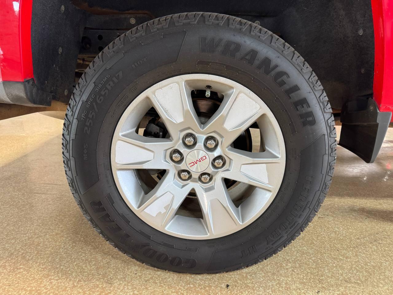 GMC Canyon 2WD Crew Cab 128.3" SLE 2016