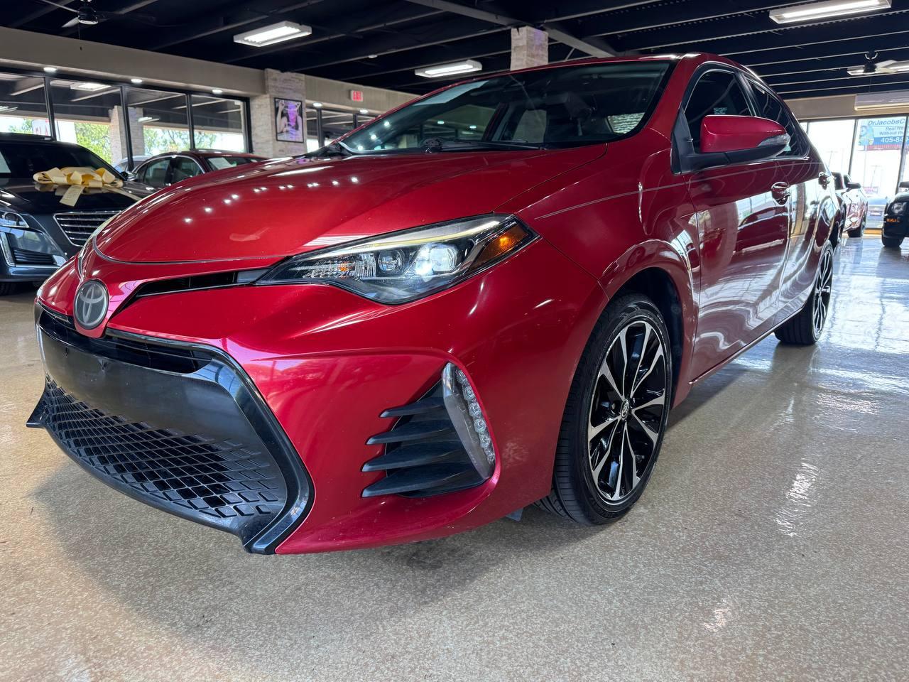 Toyota Corolla XLE CVT (Natl) 2019