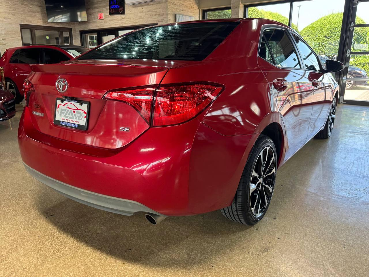 Toyota Corolla XLE CVT (Natl) 2019