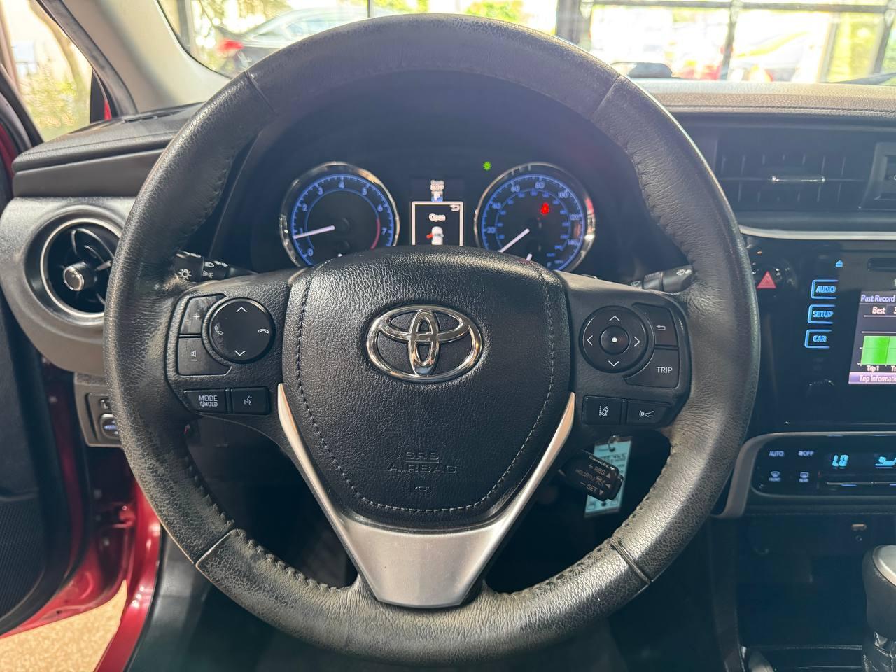 Toyota Corolla XLE CVT (Natl) 2019