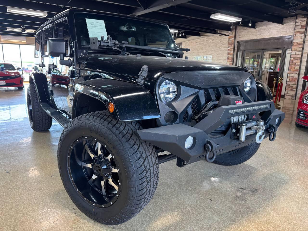 Jeep Wrangler Unlimited 4WD 4dr Sahara 2014