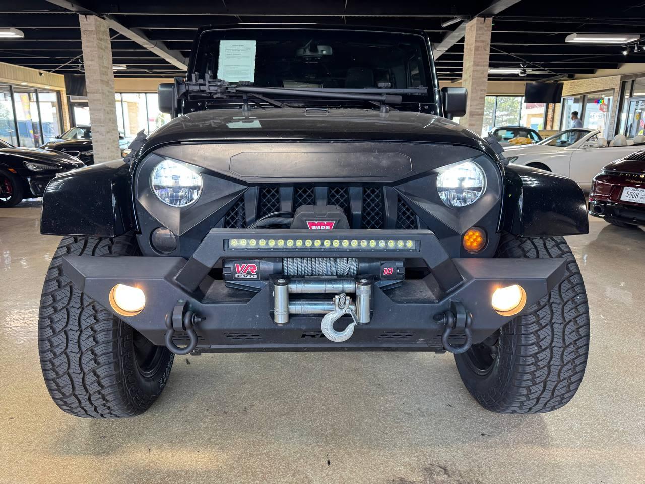 Jeep Wrangler Unlimited 4WD 4dr Sahara 2014