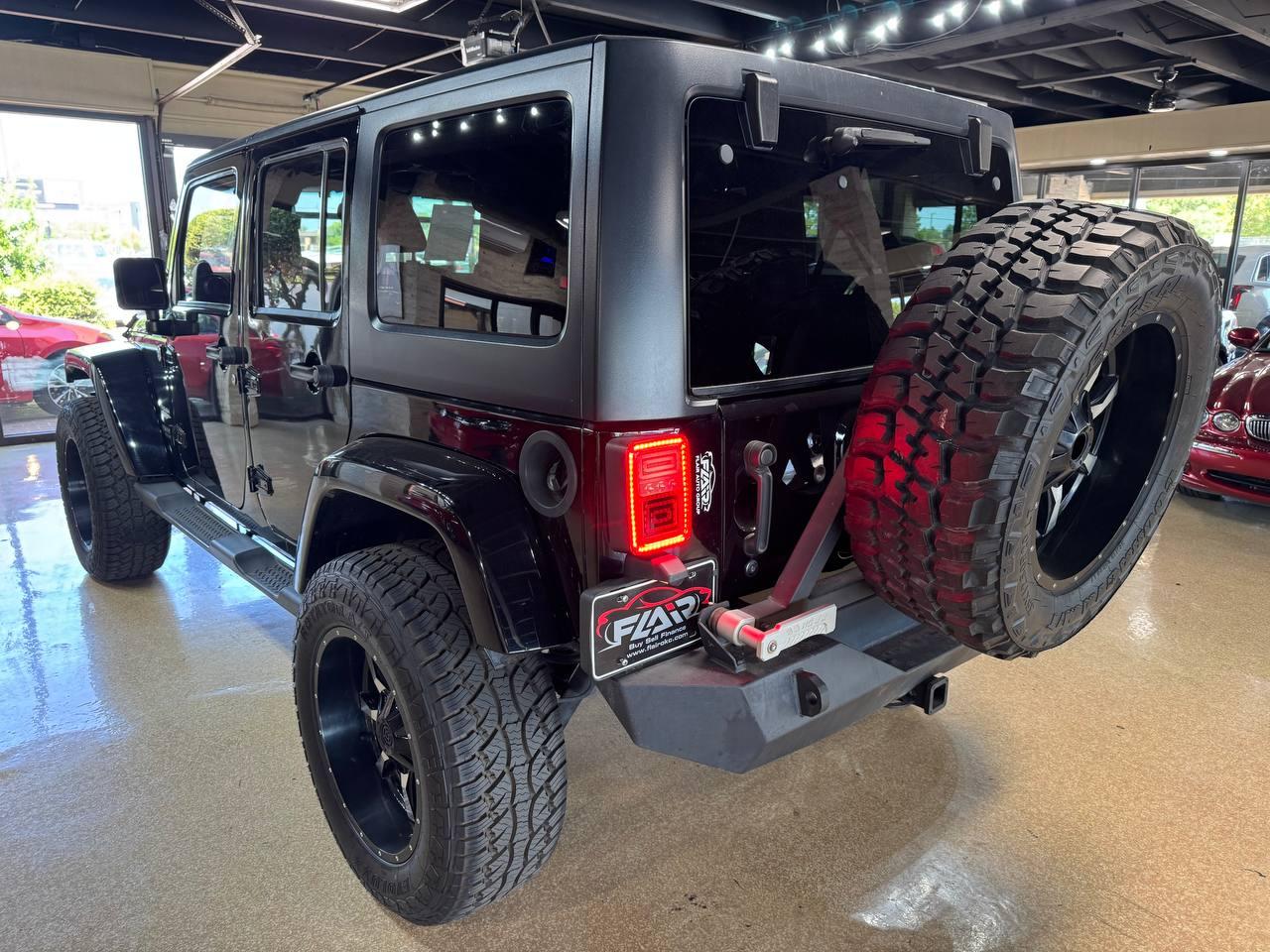 Jeep Wrangler Unlimited 4WD 4dr Sahara 2014