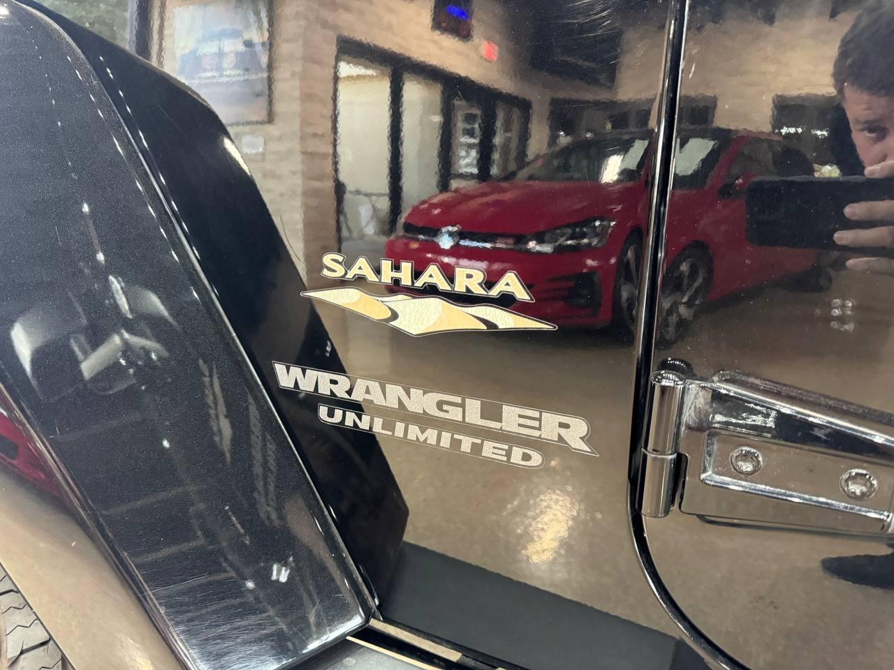 Jeep Wrangler Unlimited 4WD 4dr Sahara 2014