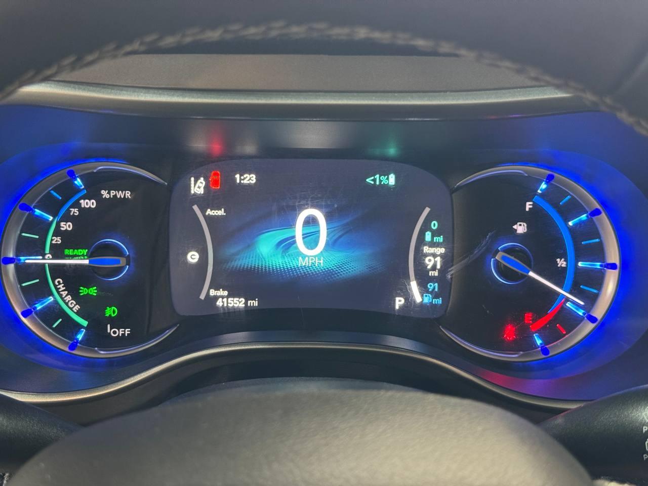 Chrysler Pacifica Hybrid Touring L FWD 2023